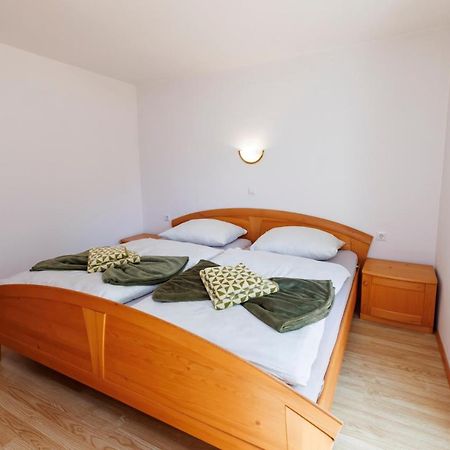 Apartmaji Pr' Brdarju Lägenhet Bohinj Exteriör bild
